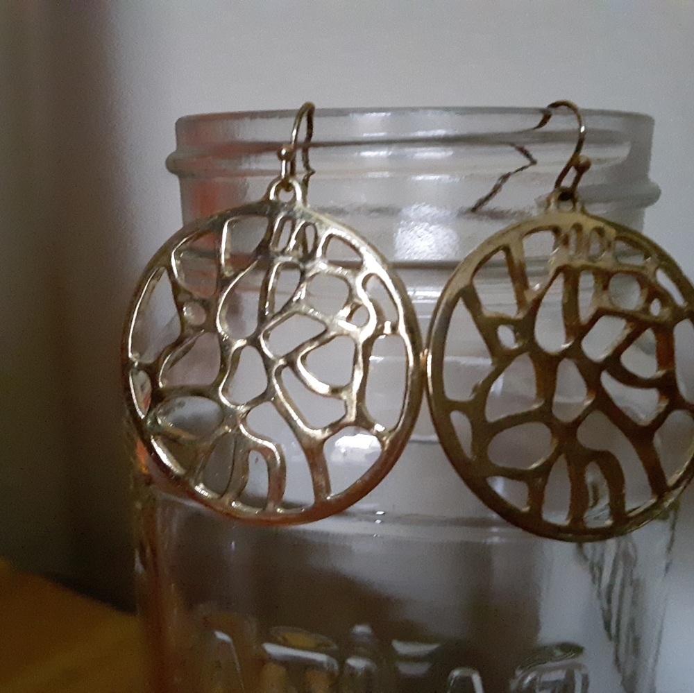 Earrings - Picture 4 of 4